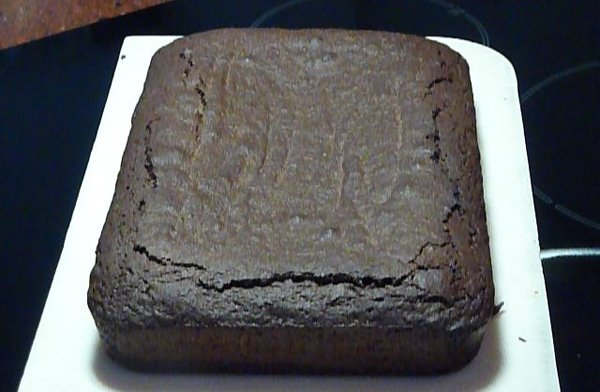 Brownies Recept voor Bere-slechte maar zo lekkere brownies | Een heerlijk en super makkelijk Brownies recept. Deze brownies zijn een hit op elk feestje. Onder vrienden is dit mijn meest gevraagde brownies recept :). | http://www.cakies.nl | Stap 24