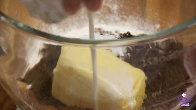 Gevulde Speculaas Recept | Gevulde Speculaas is super lekker en heel makkelijk om zelf te maken. Heerlijke speculaas met een zachte amandelspijs vulling. | http://www.cakies.nl | Stap 06