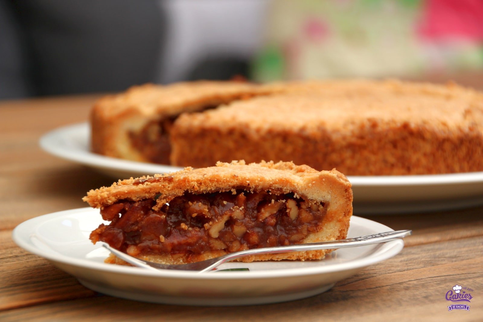 Engadiner Nusstorte Recipe - Swiss Nut Tart | A recipe for Engadiner Nusstorte, a Swiss nut tart. Shortcut pastry filled with walnuts covered in a thick caramel sauce. A real treat. | http://www.cakieshq.com | Step 24